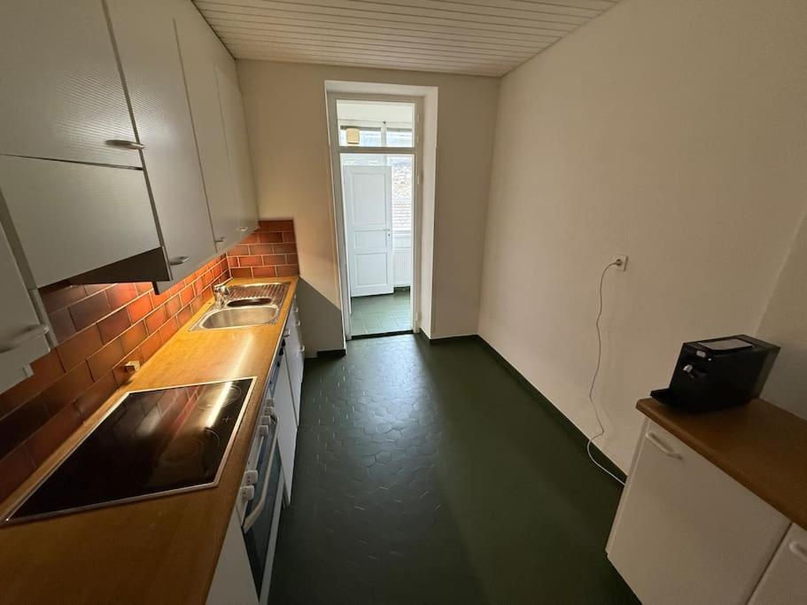Artsy Und Cosy Nahe Norvatis Campus In St Johann Basilea